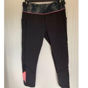 Lululemon yoga capri